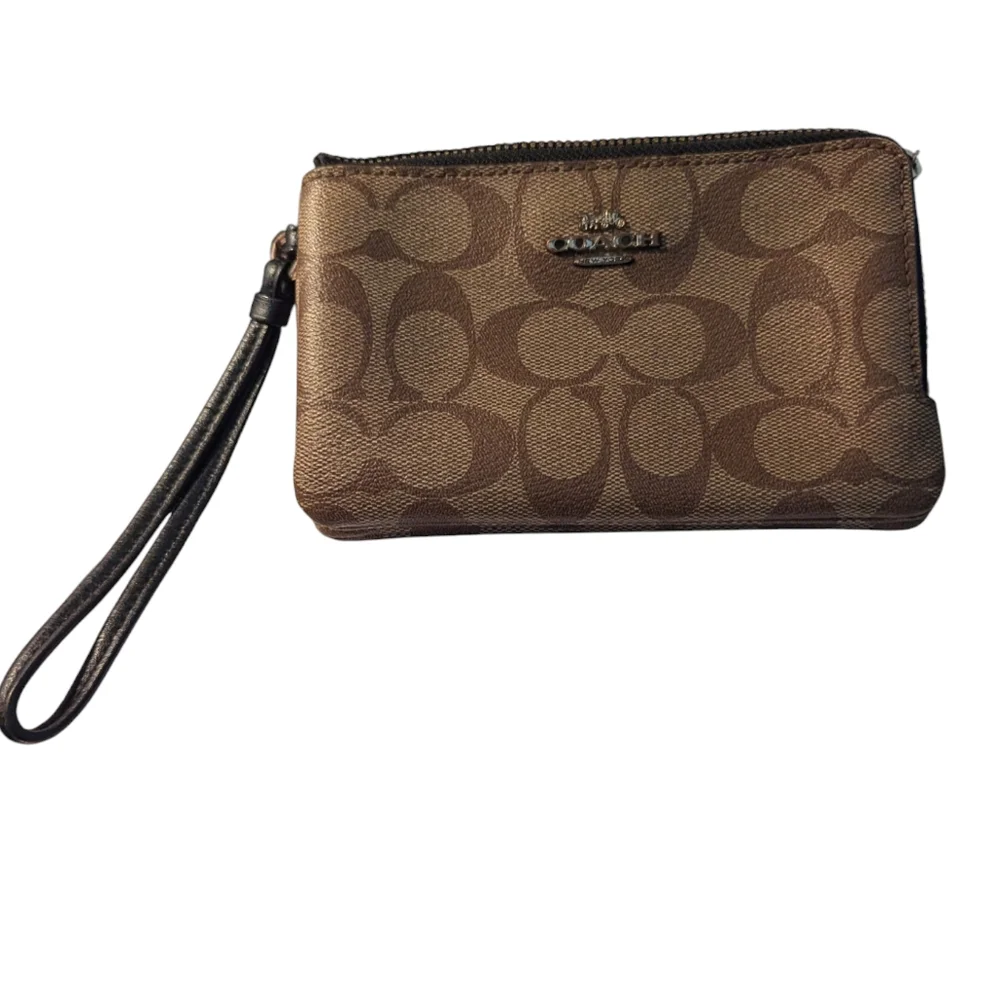 Coach Double Corner Zip Wristlet in Signature Canvas EUC